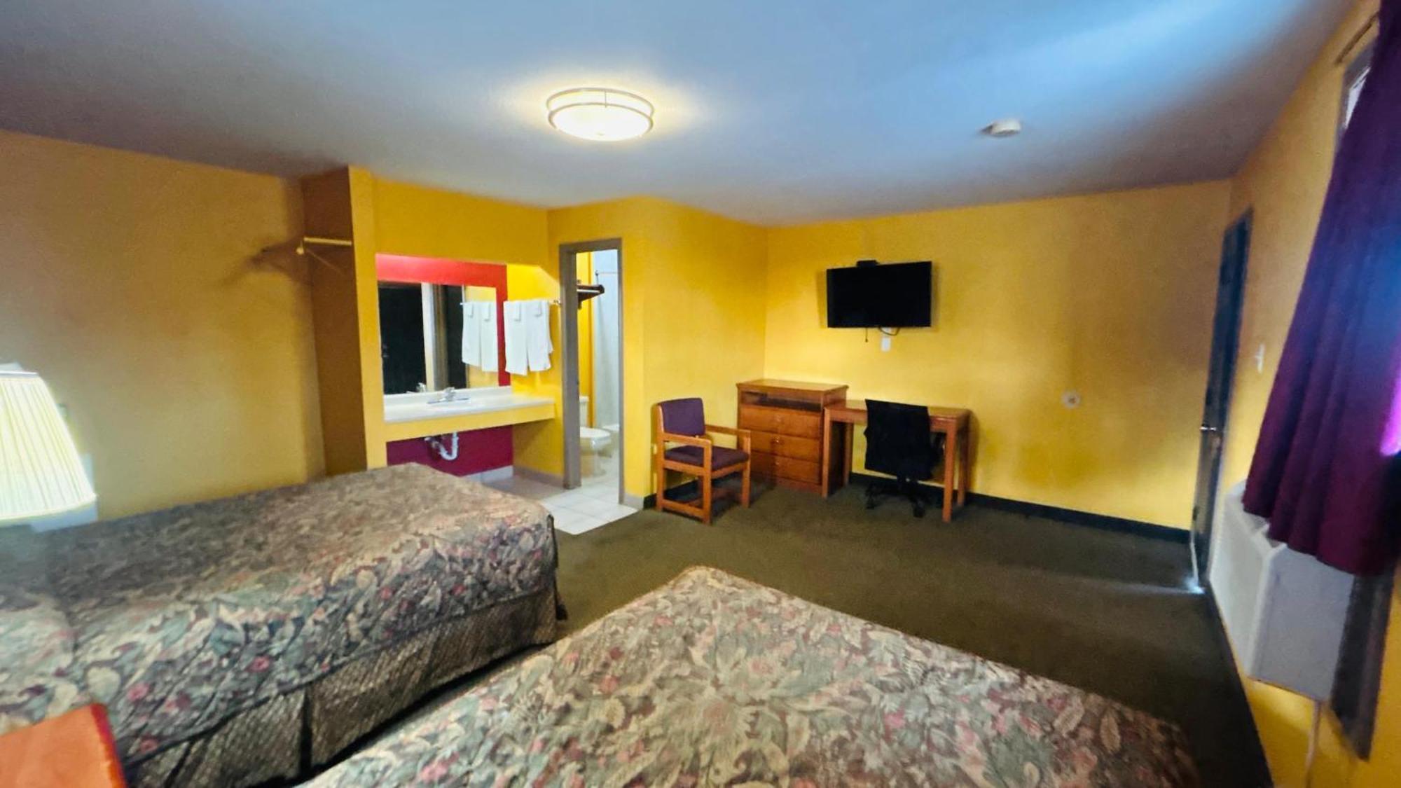 Relax Inn By Oyo Sulphur Hwy 90 Экстерьер фото