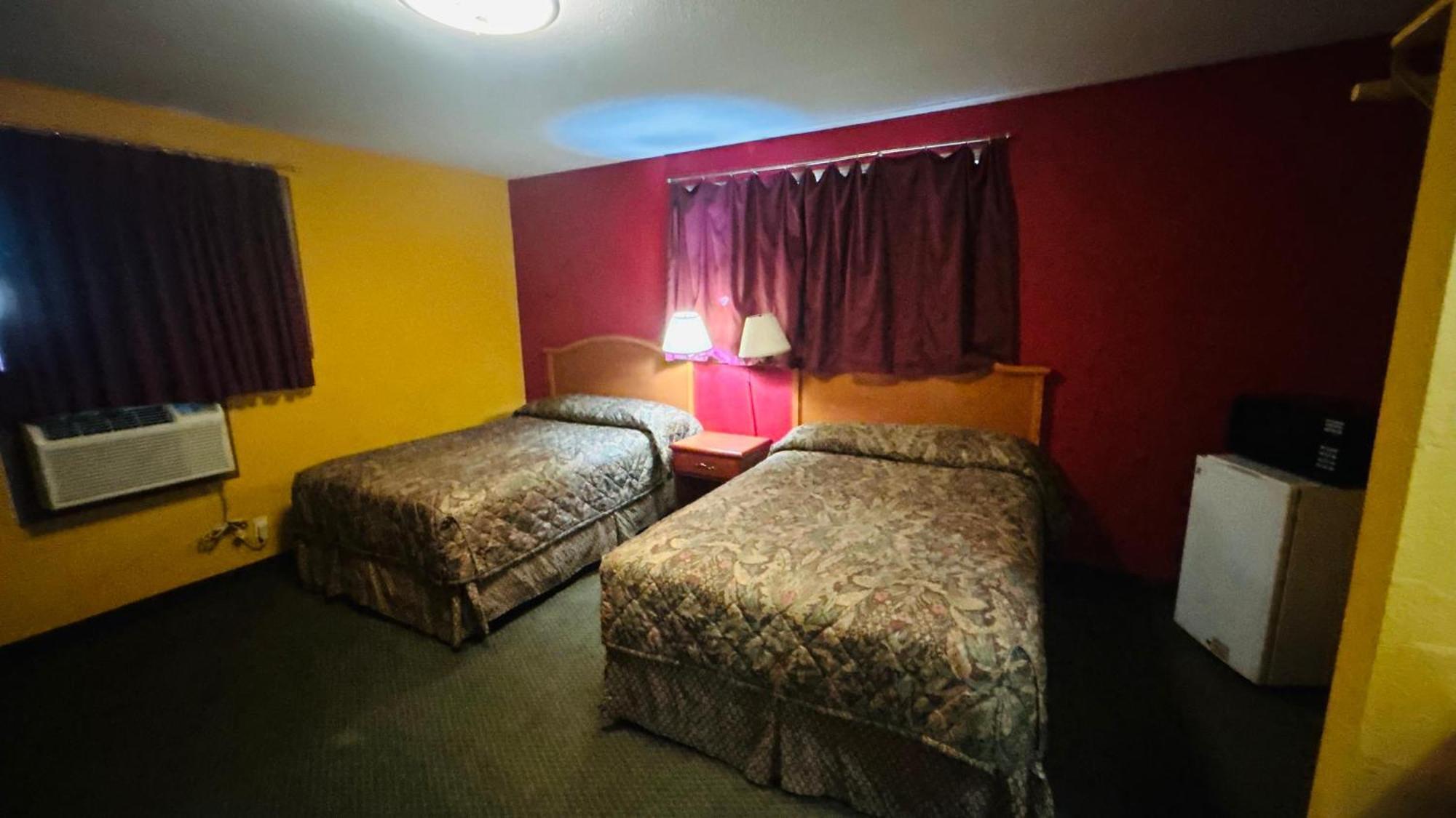 Relax Inn By Oyo Sulphur Hwy 90 Экстерьер фото