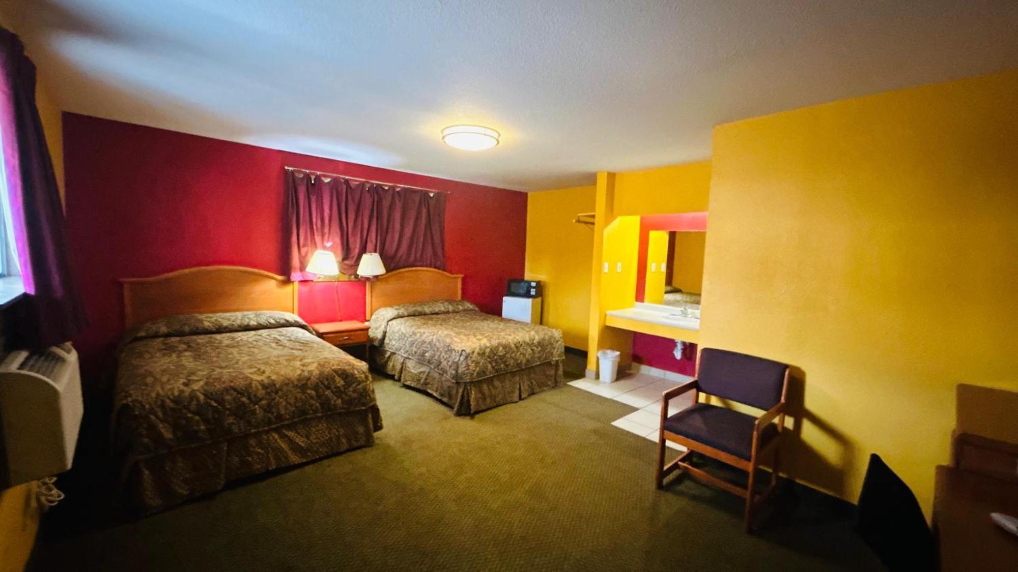 Relax Inn By Oyo Sulphur Hwy 90 Экстерьер фото